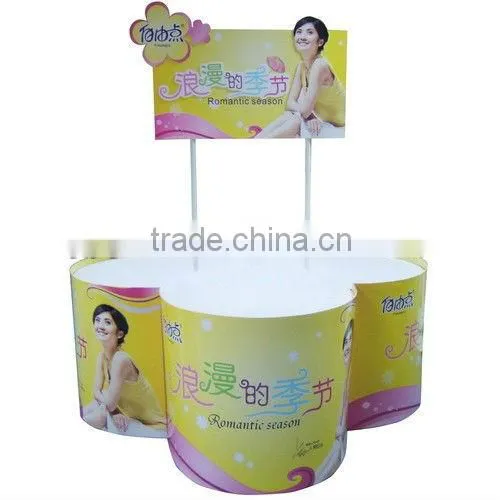 magnetic display stand
