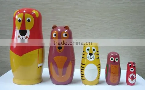 Wooden Russian doll, 5pc Purple Rolly/Polly Nesting Babushka doll set