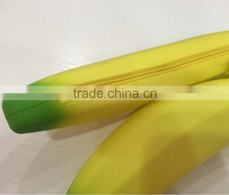 Wholesale price banana shape silicone coin bag with good quality