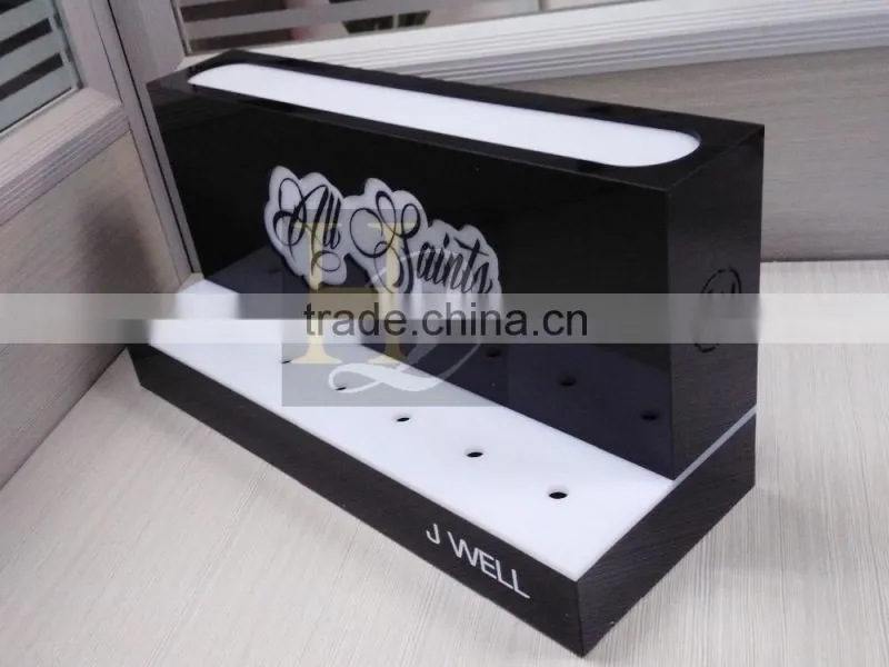 2016 new style illuminated makeup arylic display rack LED acrylic display stand