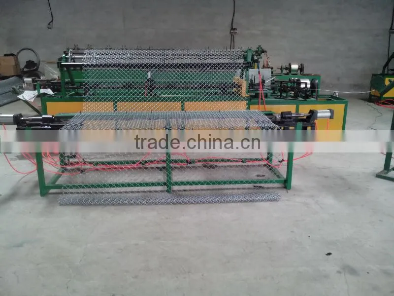 chain link fencing making machine
