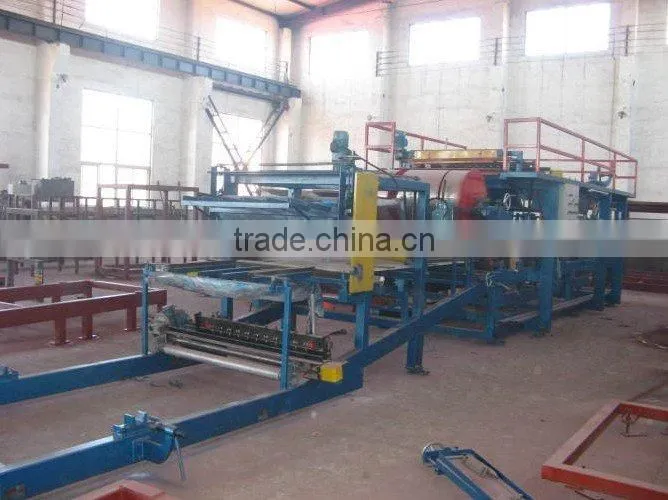 Sandwich panel forming machine