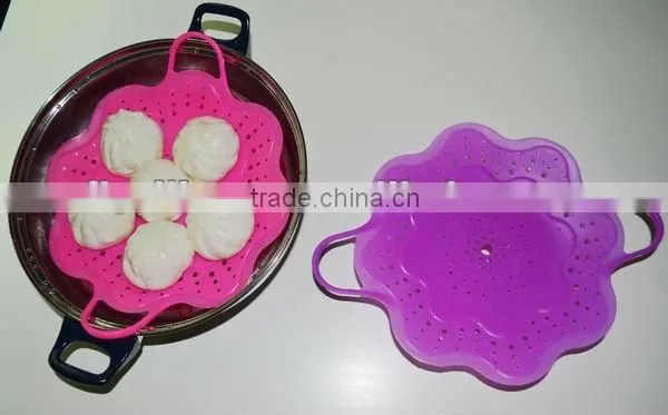 Multifunction stable flower shaped silicone basket &steamer