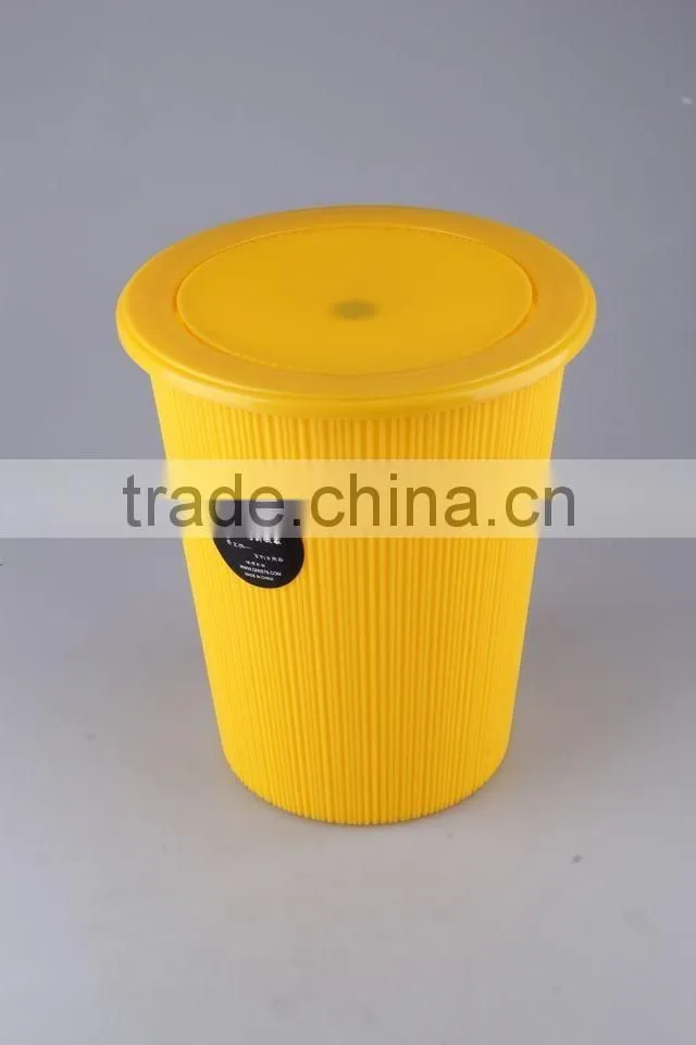 Plastic Trash Can/ Household Garbage Can with Circular Cover/Rubbish Bin