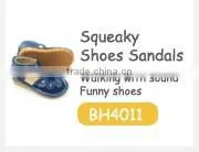 2017 Summer childrens squeaky shoes for kids