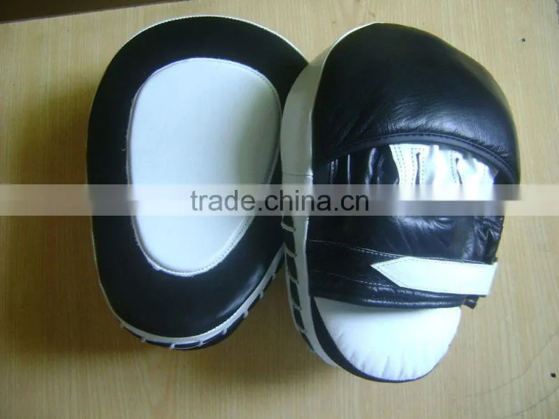 Curved Focus Pads Mitts,Hook and Jab,Punch Bag Kick Boxing Muay Thai MMA US
