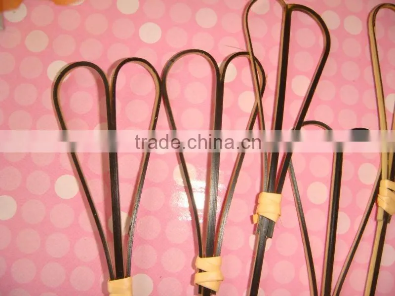 120mm natual green-yellow bamboo heart shape food picks