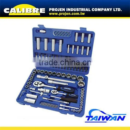 CALIBRE 94PC 1/2 & 1/4 Dr Ratchet and socket set