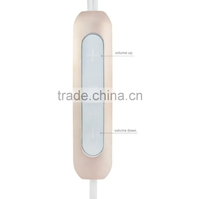 Newly MFI certified digital earphone for mobile phone for tablet