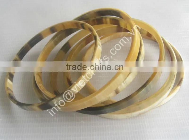 Buffalo horn bangle, natural horn vein color, set of 7pcs