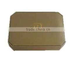 Plastic jewelry box