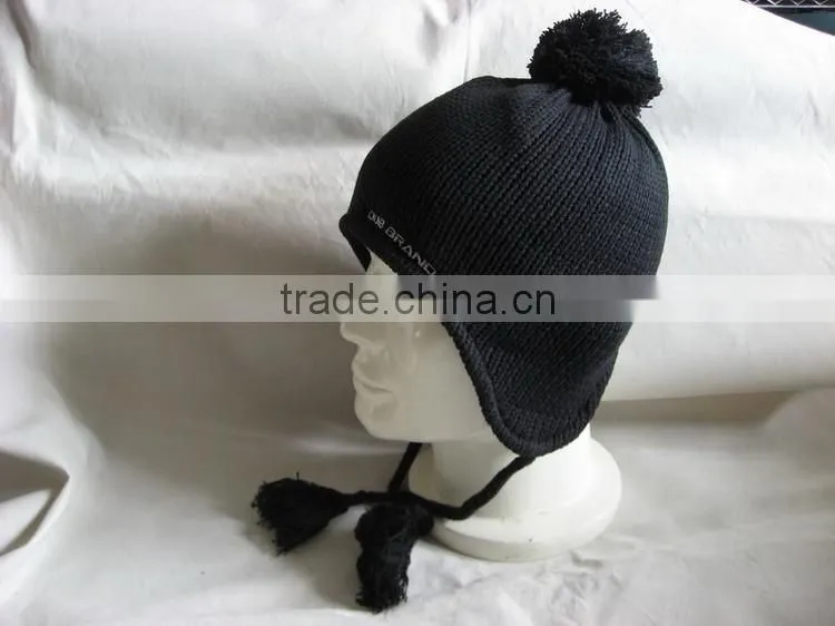 knitted winter hat with bluetooth headphone