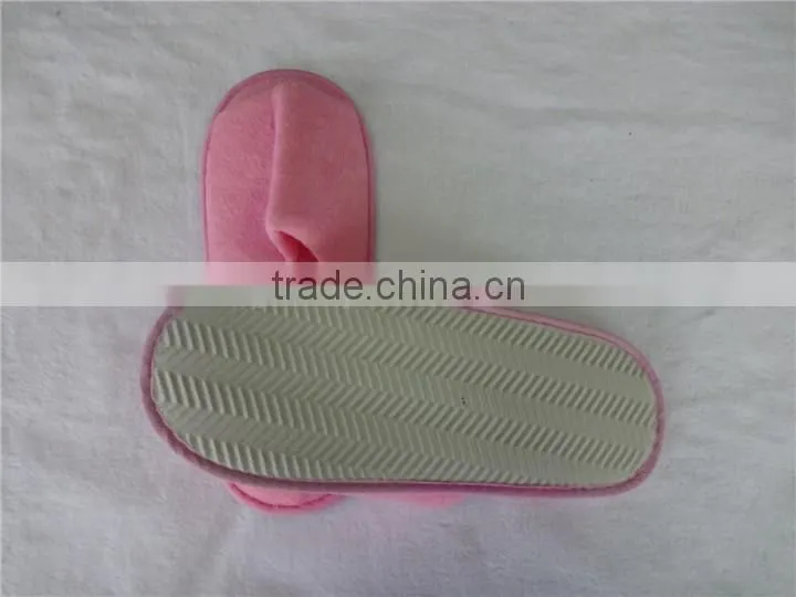 Polpular custom open toe five toes pink fluffy slippers for sale
