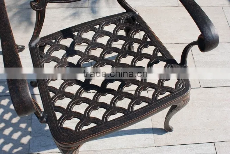 New Design Patio Furniture Cast Aluminum Bistro Table Set Outdoor Furniture