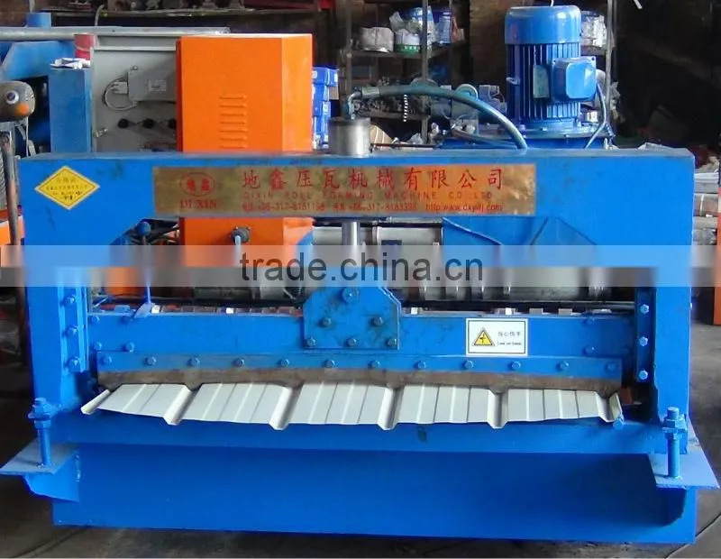 DIXIN 1050 durable and attractive arch roofing roll forming machine made in China