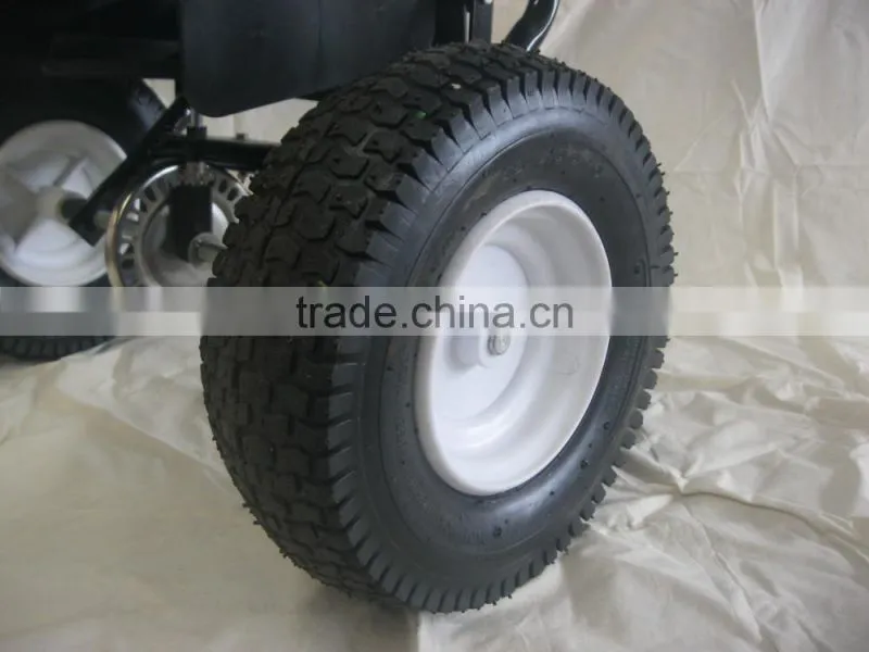 Manual walk-behind spreader for fertilizer sand salt Garden lawn fertilizer spreader