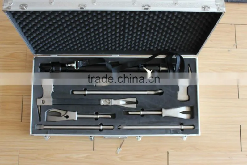 Manual forcible entry tool kit 08