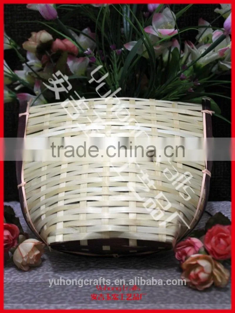 Dustpan Shaped Traditional Bamboo Basket for promotiton