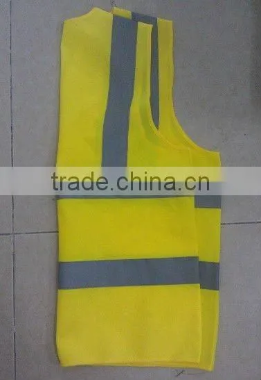 Green/Red ventilate high visibility reflective vest
