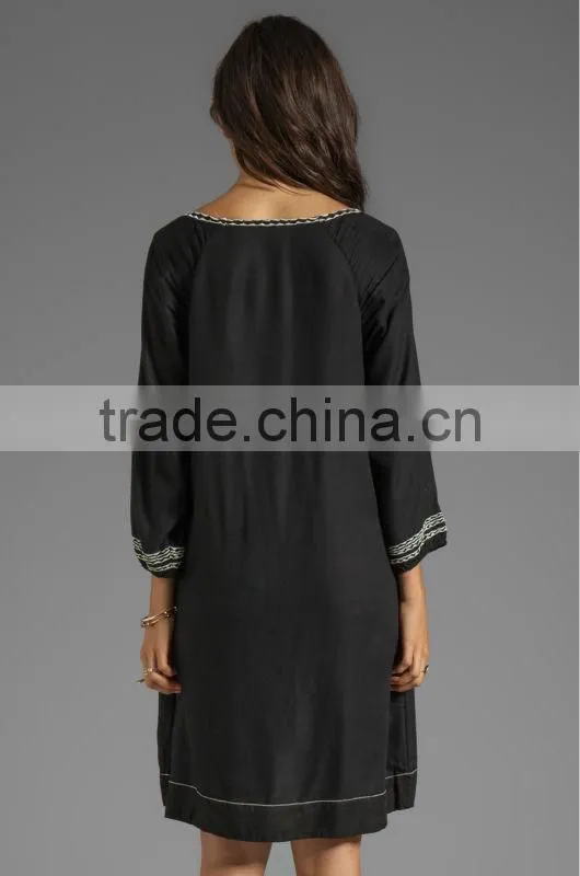 Hot selling embroidered woman casual tunic dress