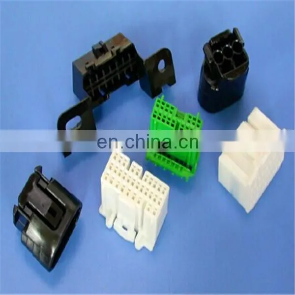 Supply car cable plug / automotive cable plug / socket car 4P / 4P socket cable ip68 waterproof electrical plug socket