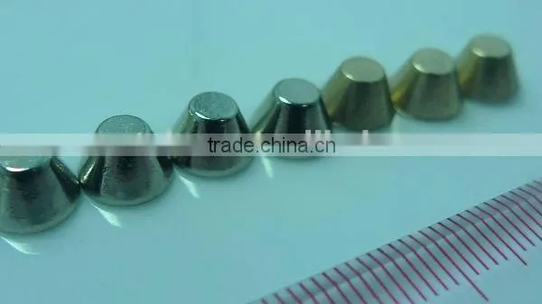 pointed copper stud