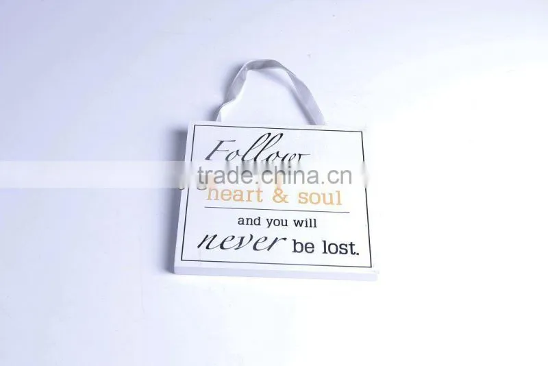 2014 new design heart and round shaped wooden Christmas hang plaque
