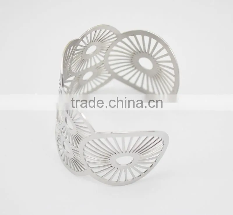 Custom Wide Stainless Steel Hollow Flower Bangle