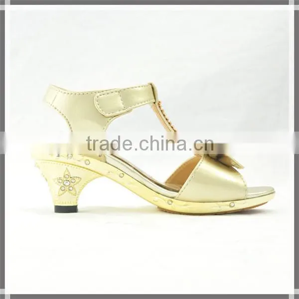 Hot sale china cheap girls sandal high heel with bow