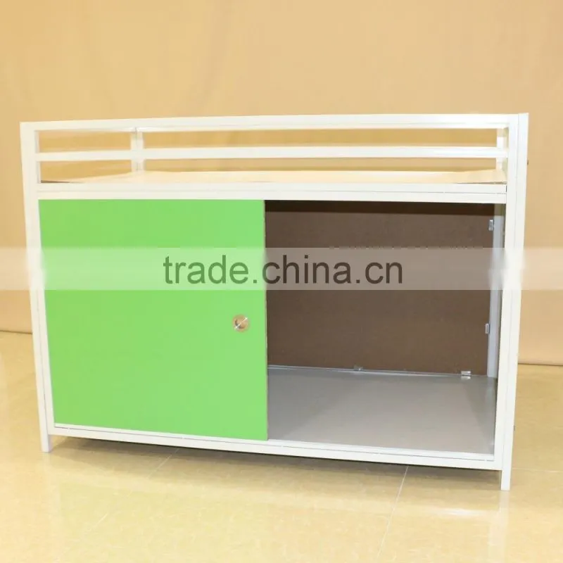 Durable display platform rack for shopping mall