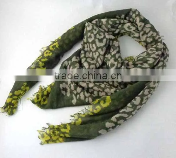 2014 popular leopard tatting square scarf shawl
