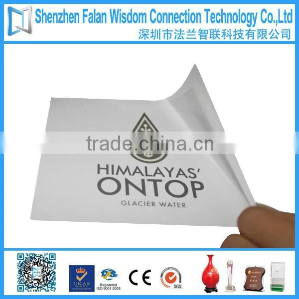 custom roll waterproof sticker labels