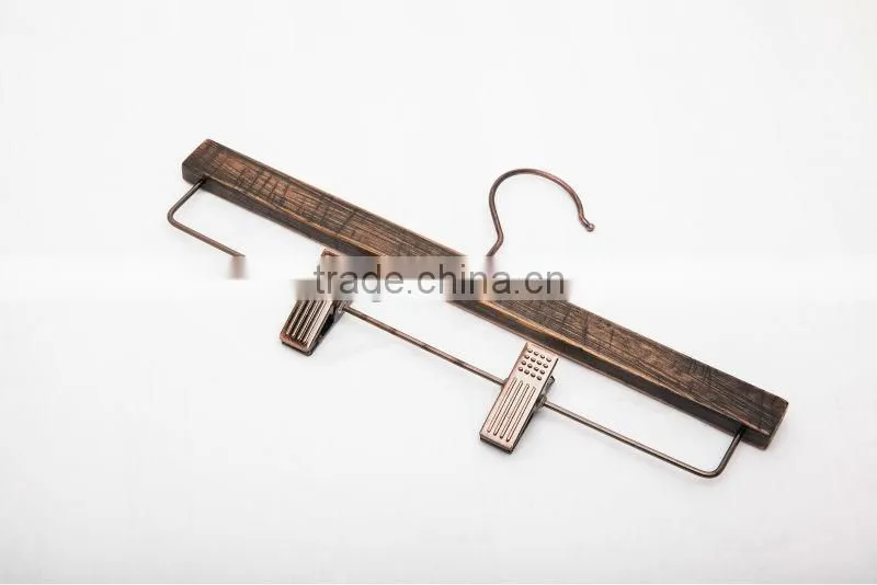 SERIE ANTIQUE CLOTHES AND PANT WOODEN HANGER