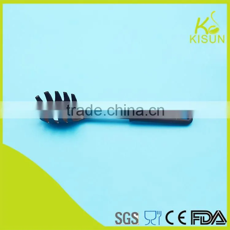 Eco-friendly low price nylon spaghetti scoop