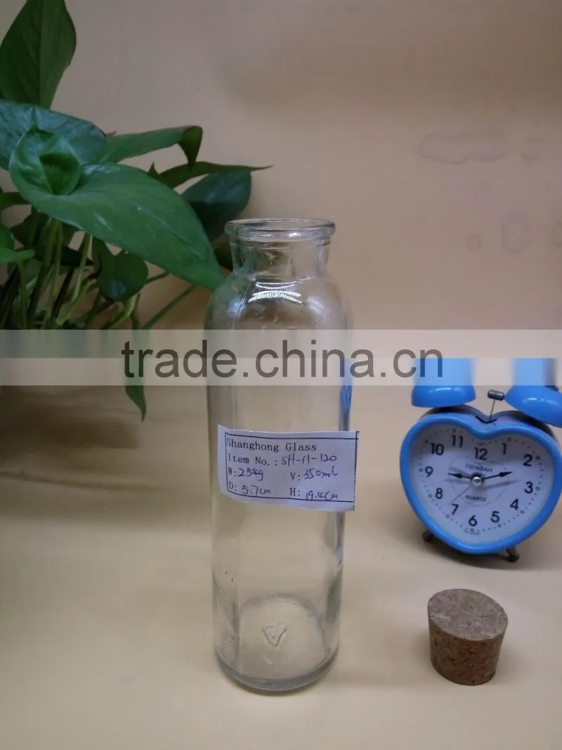 hot sale glass water bottle for drink with cork