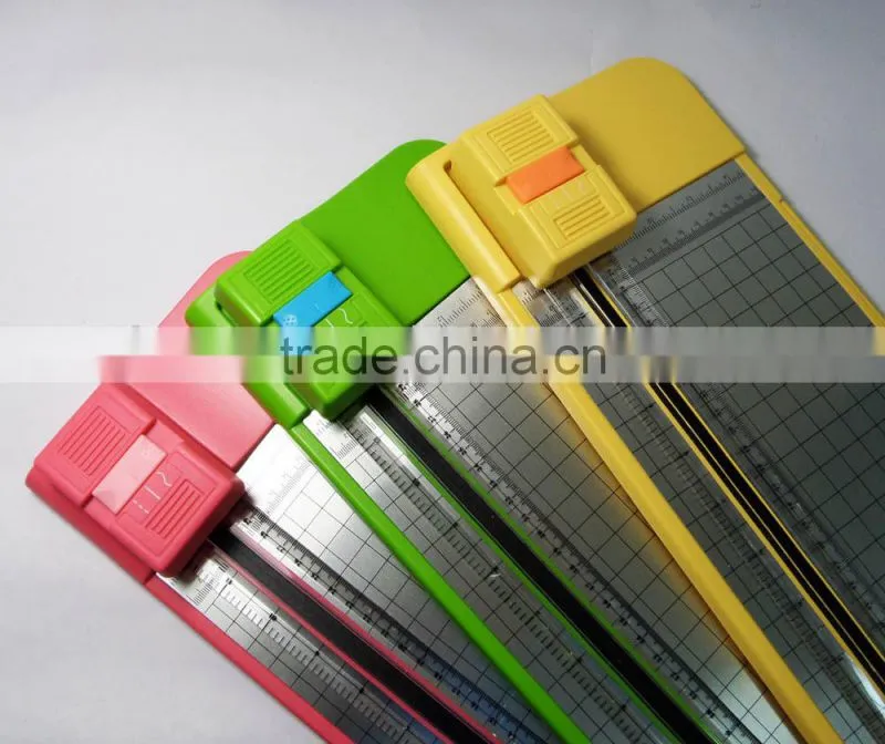 3 in 1 multi functional A4 manual plastic rotary paper trimmer