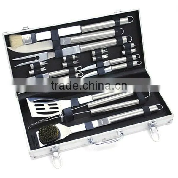 BQ-0061 / Alu case 21 pcs hollow handle mini barbecue