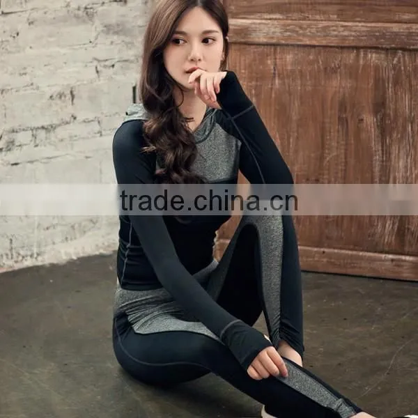 women contrast color polyester blend spandex hoodies and yoga pants
