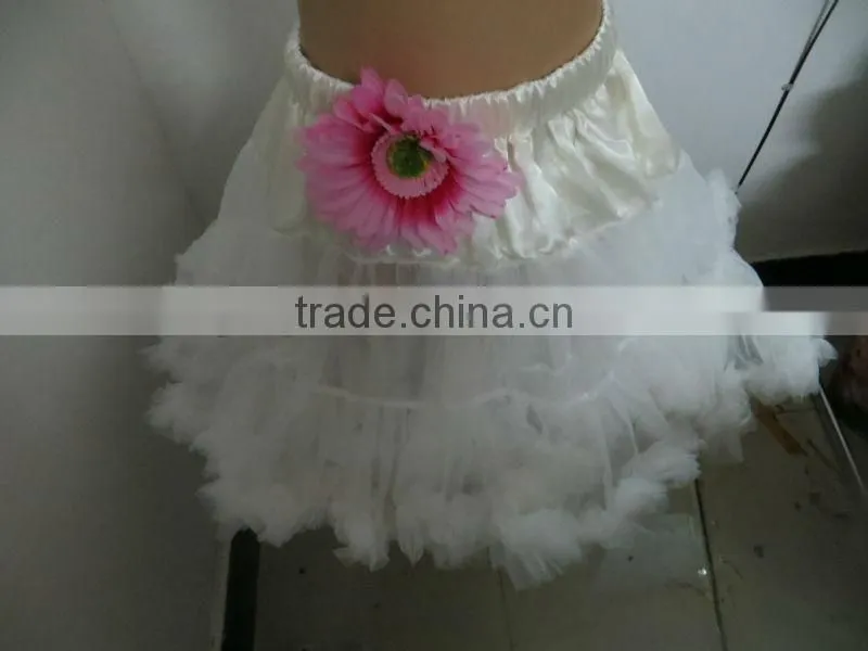 Factory direct wholesale new design chiffon pettiskirt with bow for girls