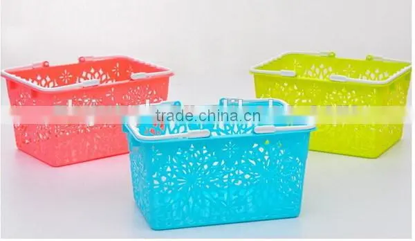 Bath basket with handle