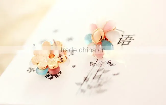 Coral Roses Earrings Daisy flower Earrings Flower Stud Earrings