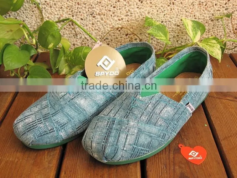 china products latest fashion casual ladies flat canvas shoes
