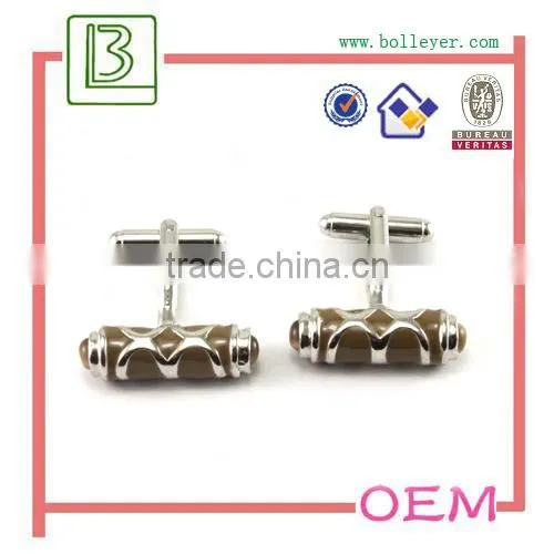Newest Trendy Cufflinks with diamond centered promotional gift