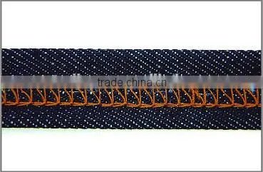 Belt Loop Making Sewing Machine with Front Fabric Cutter / KANSAI SPECIAL INDUSTRIAL SEWING MACHINE B2000PC TYPE
