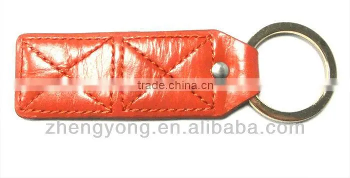 (ZY-D2889S) wholesale keychain charms ,leather keychain maker
