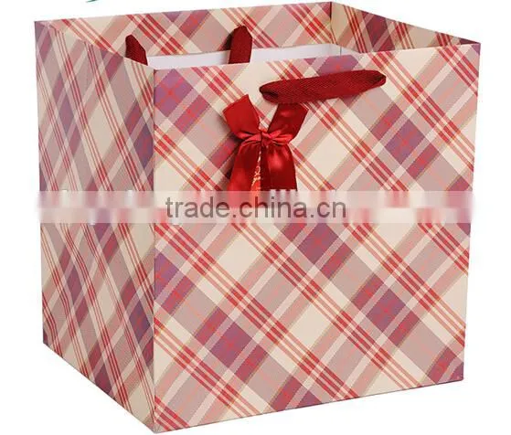 elegance style England check pattern paper bag