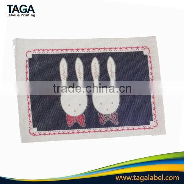 Top Grade Charm Woven Label For Hat
