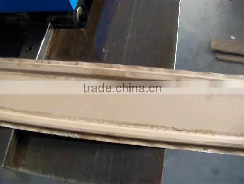 Air duct lock former machine FM-LD4A