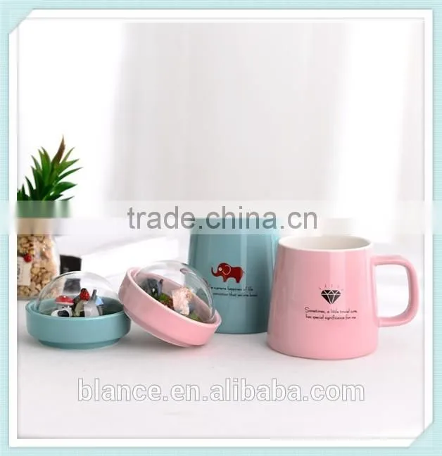 funny ceramic mug with forest in lid