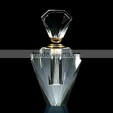 2016 Charming gold color clear cryatal perfume bottle